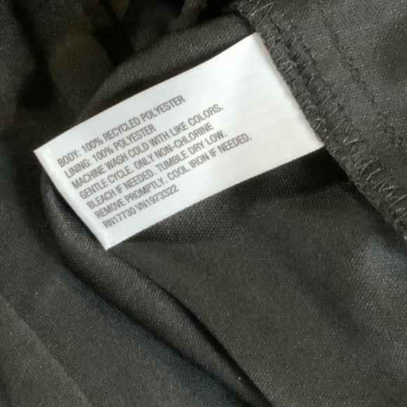 Wild Fable Black M High low Dress key hole front Minimalist Scandi Girl Normcore - Picture 8 of 8